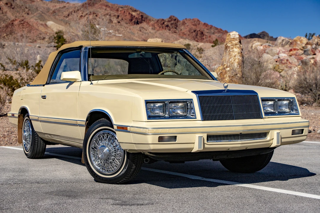 1982 Chrysler LeBaron - Image 14 of 31