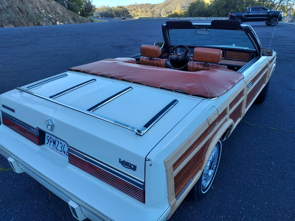 1983 Chrysler LeBaron - Image 7 of 31
