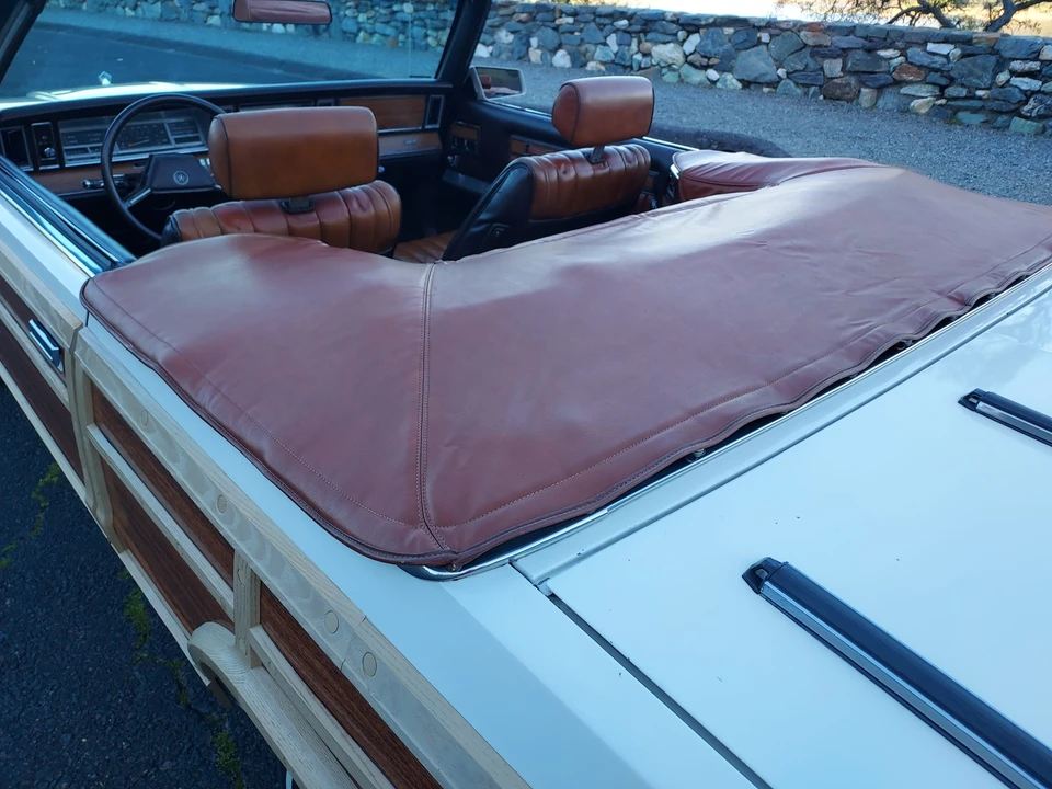 1983 Chrysler LeBaron - Image 23 of 31