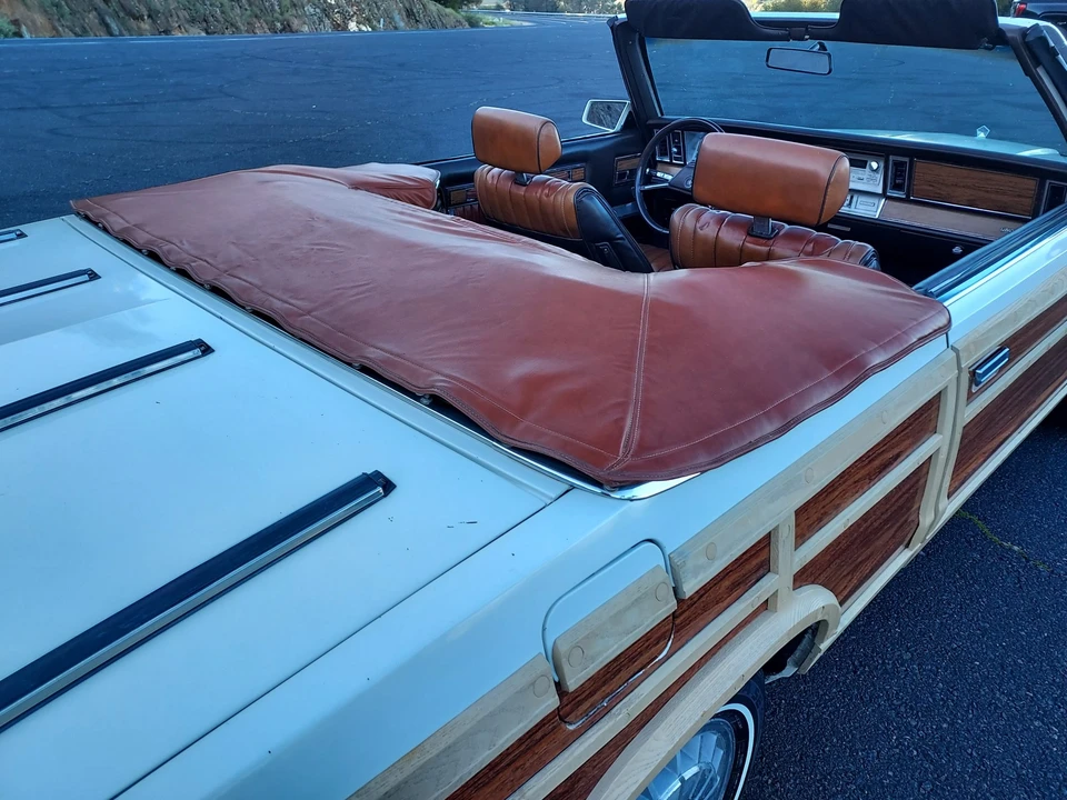 1983 Chrysler LeBaron - Image 29 of 31