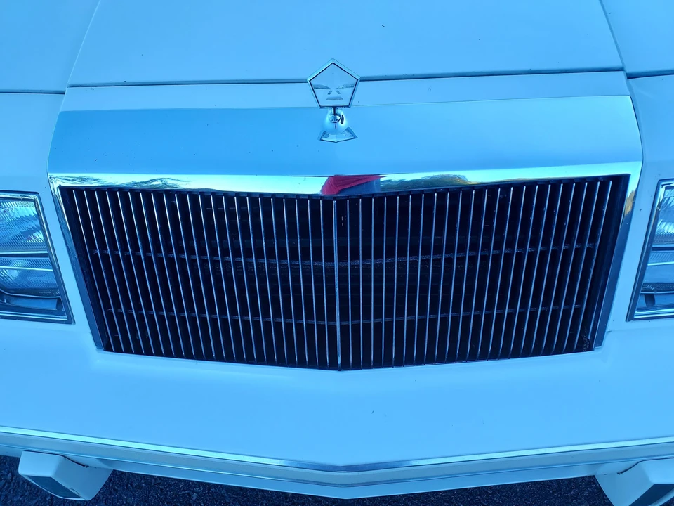 1983 Chrysler LeBaron - Image 14 of 31