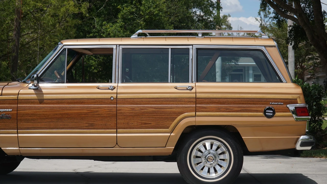 1983 Jeep SJ Wagoneer - Image 31 of 31
