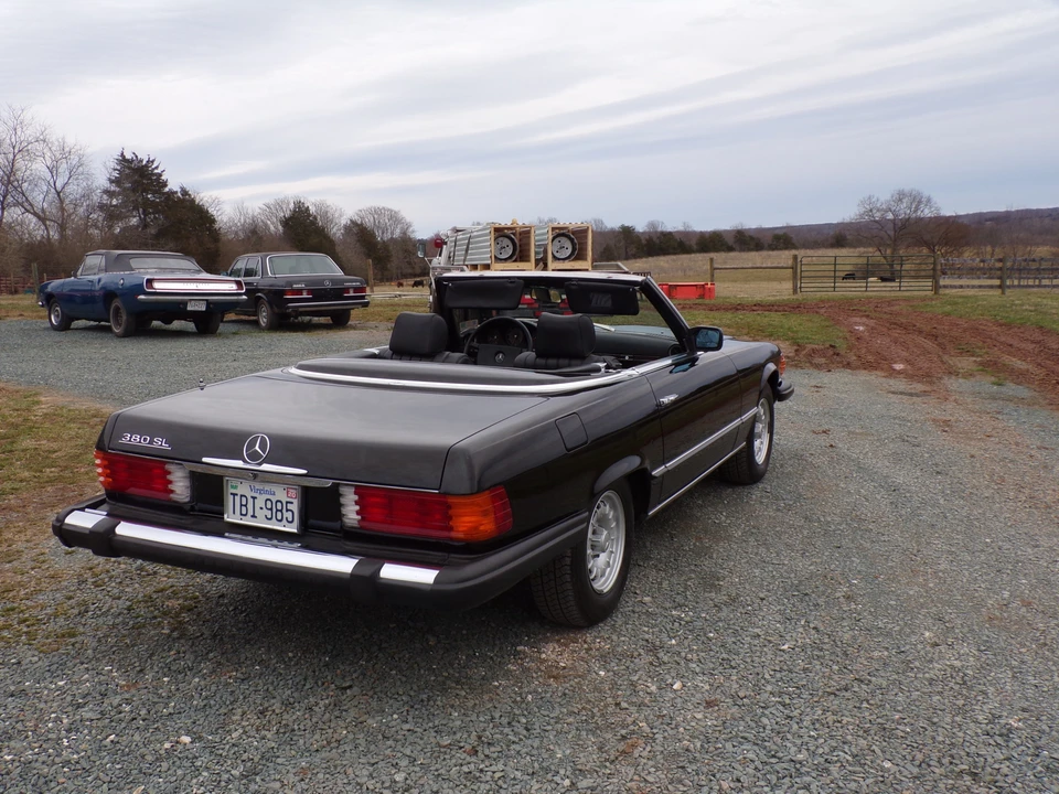 1983 Mercedes-Benz R107 SL-Class - Image 4 of 31