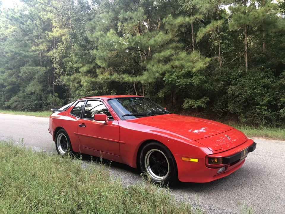 1984 Porsche 944 - Image 12 of 31