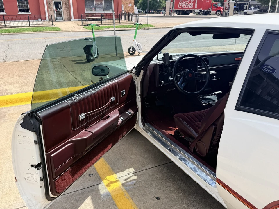 1985 Chevrolet Monte Carlo 4th Gen - Image 14 of 31
