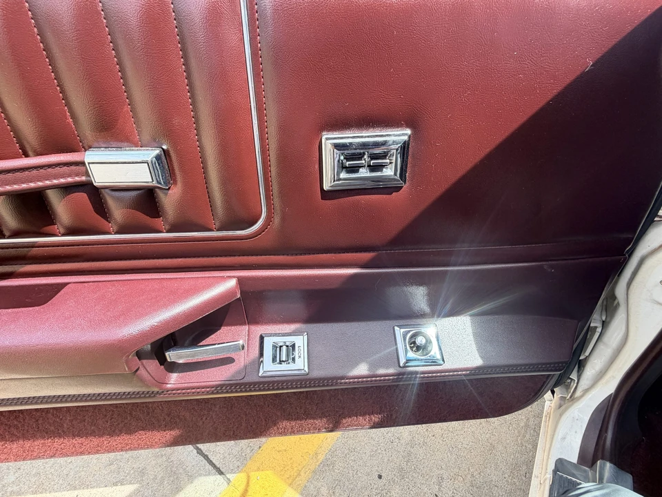 1985 Chevrolet Monte Carlo 4th Gen - Image 15 of 31