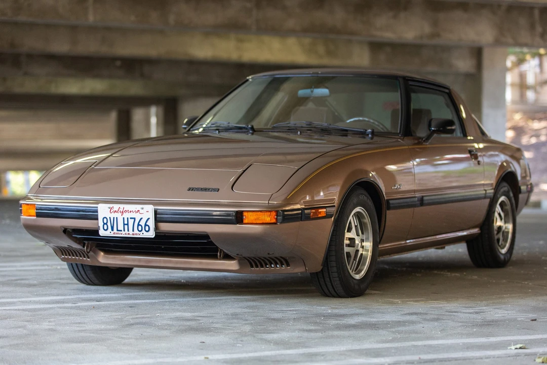 1985 Mazda RX-7 SA & FB - Image 2 of 31