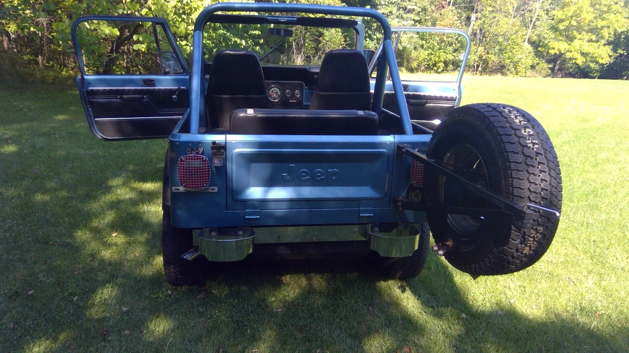 1986 Jeep CJ7 - Image 10 of 31