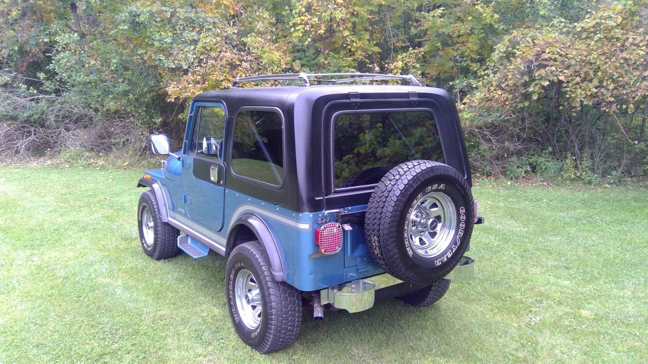 1986 Jeep CJ7 - Image 9 of 31