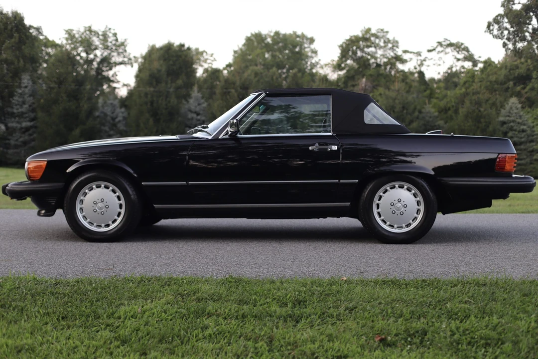 1987 Mercedes-Benz R107 SL-Class - Image 29 of 31