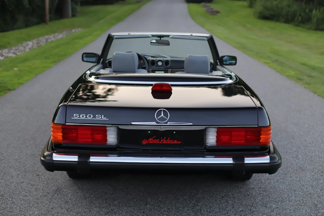 1987 Mercedes-Benz R107 SL-Class - Image 13 of 31