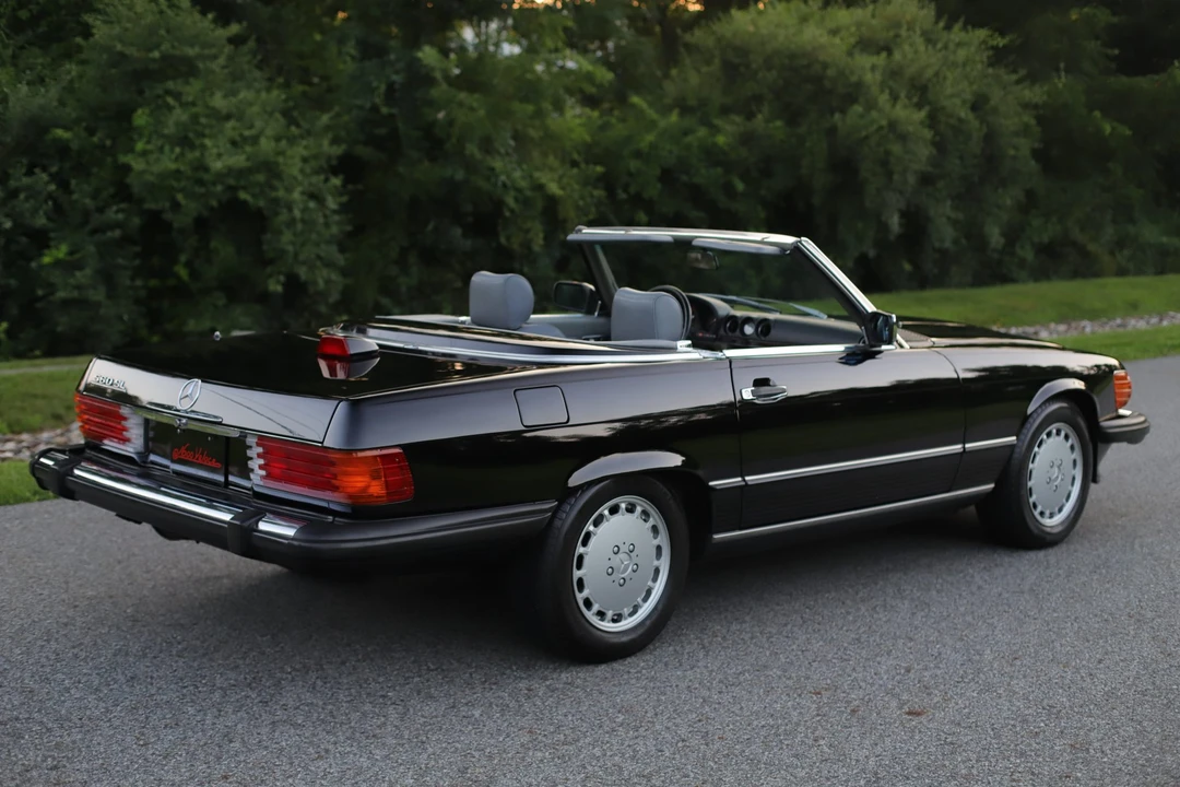 1987 Mercedes-Benz R107 SL-Class - Image 16 of 31