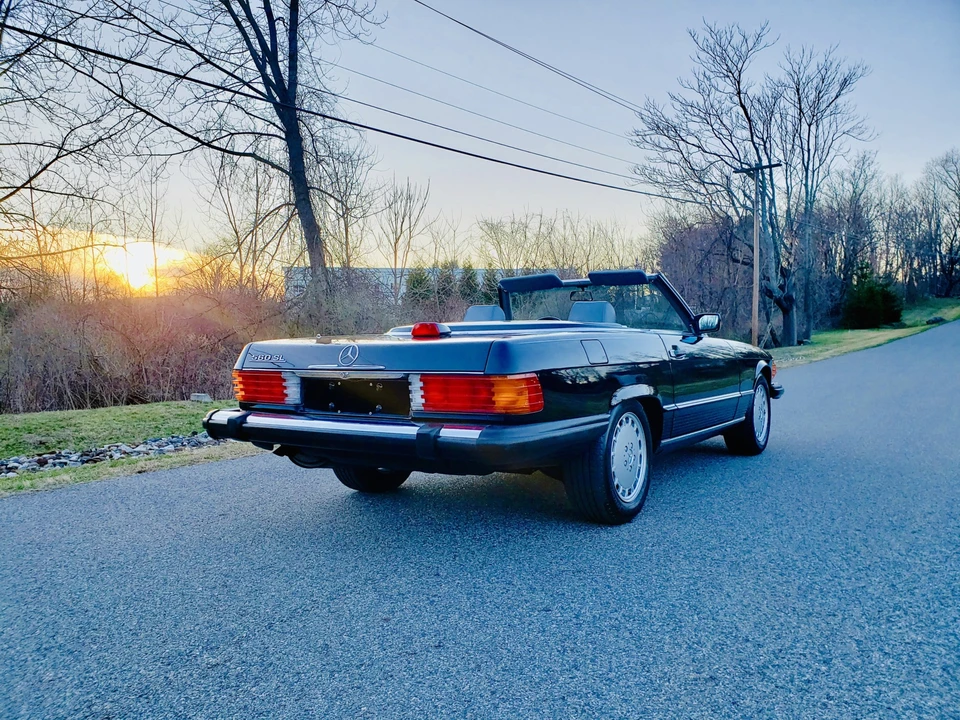 1987 Mercedes-Benz R107 SL-Class - Image 3 of 31