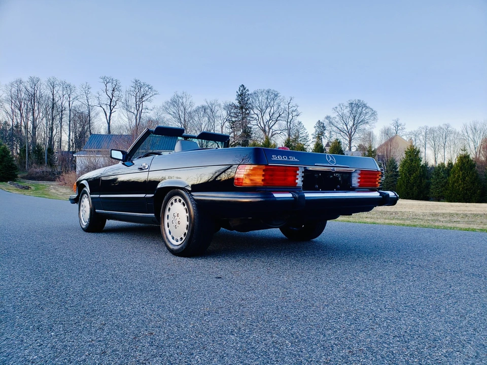1987 Mercedes-Benz R107 SL-Class - Image 11 of 31