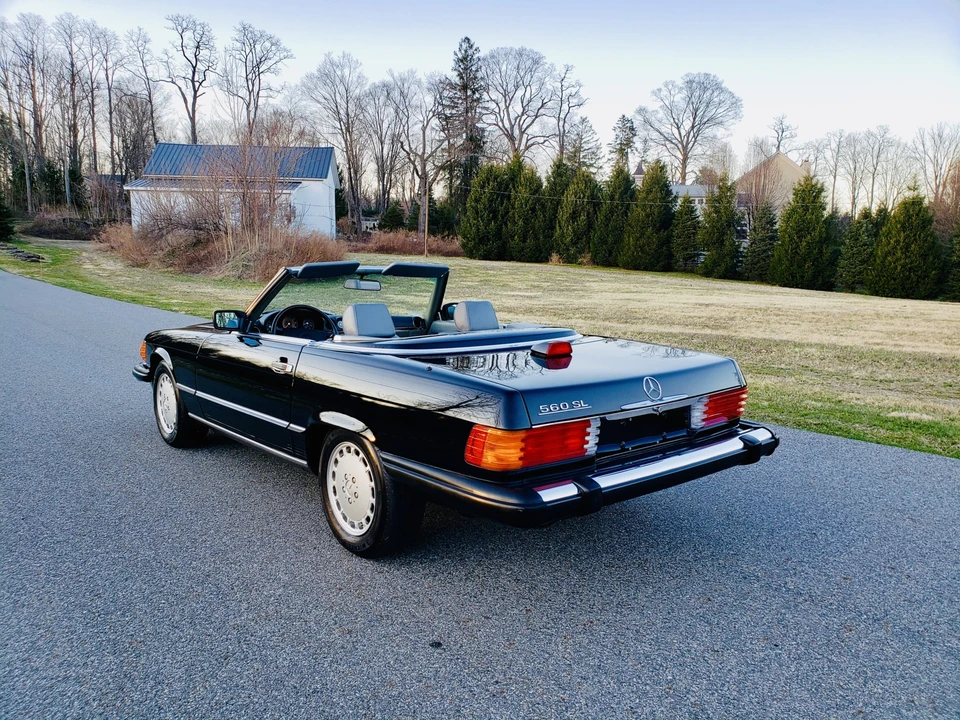 1987 Mercedes-Benz R107 SL-Class - Image 13 of 31