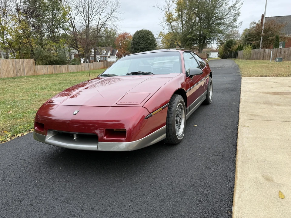 1987 Pontiac Fiero GT - Image 5 of 31