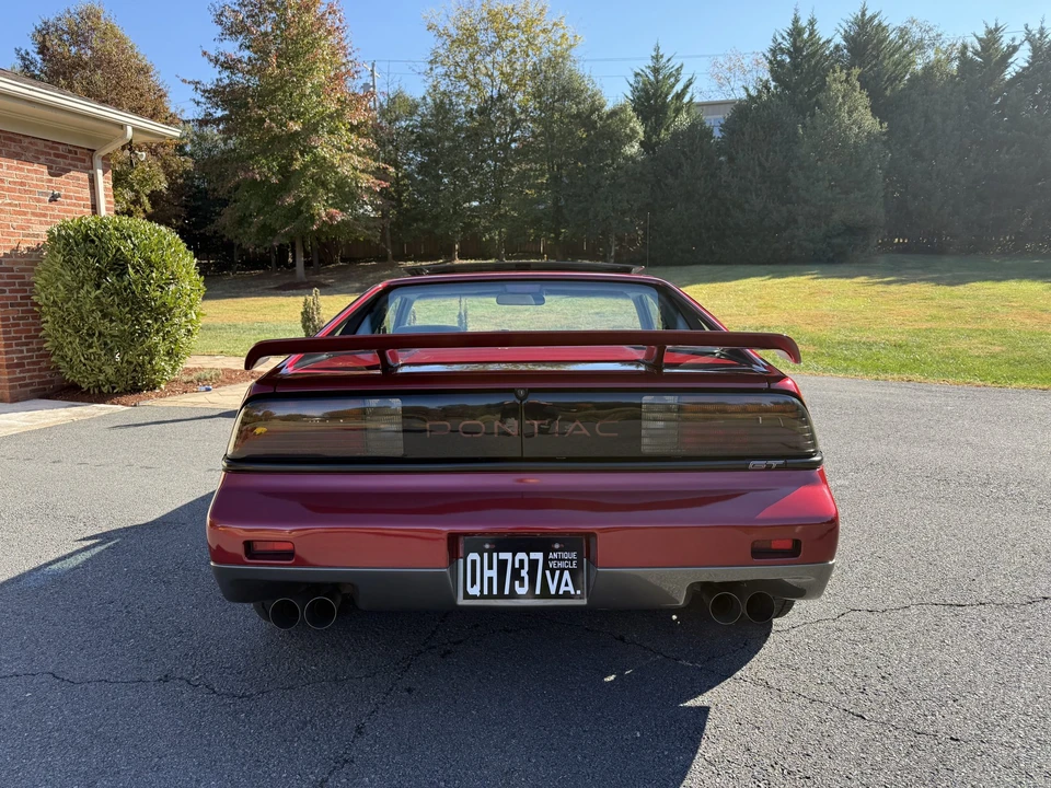 1987 Pontiac Fiero GT - Image 13 of 31