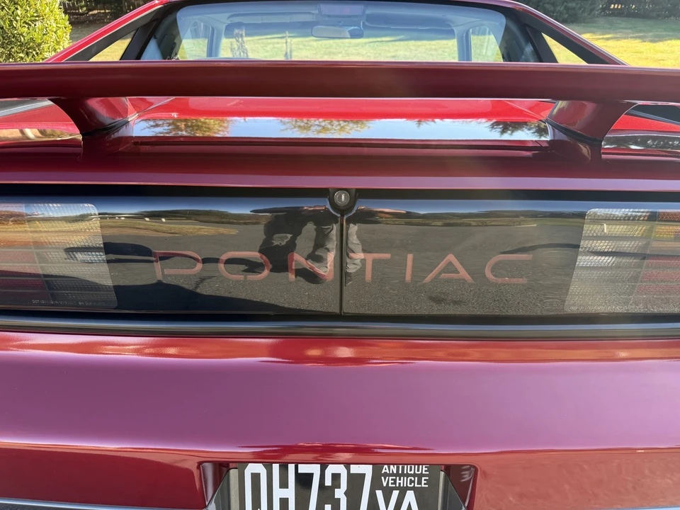 1987 Pontiac Fiero GT - Image 28 of 31