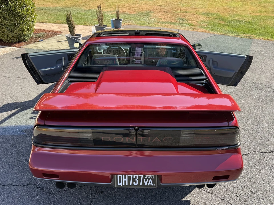 1987 Pontiac Fiero GT - Image 15 of 31
