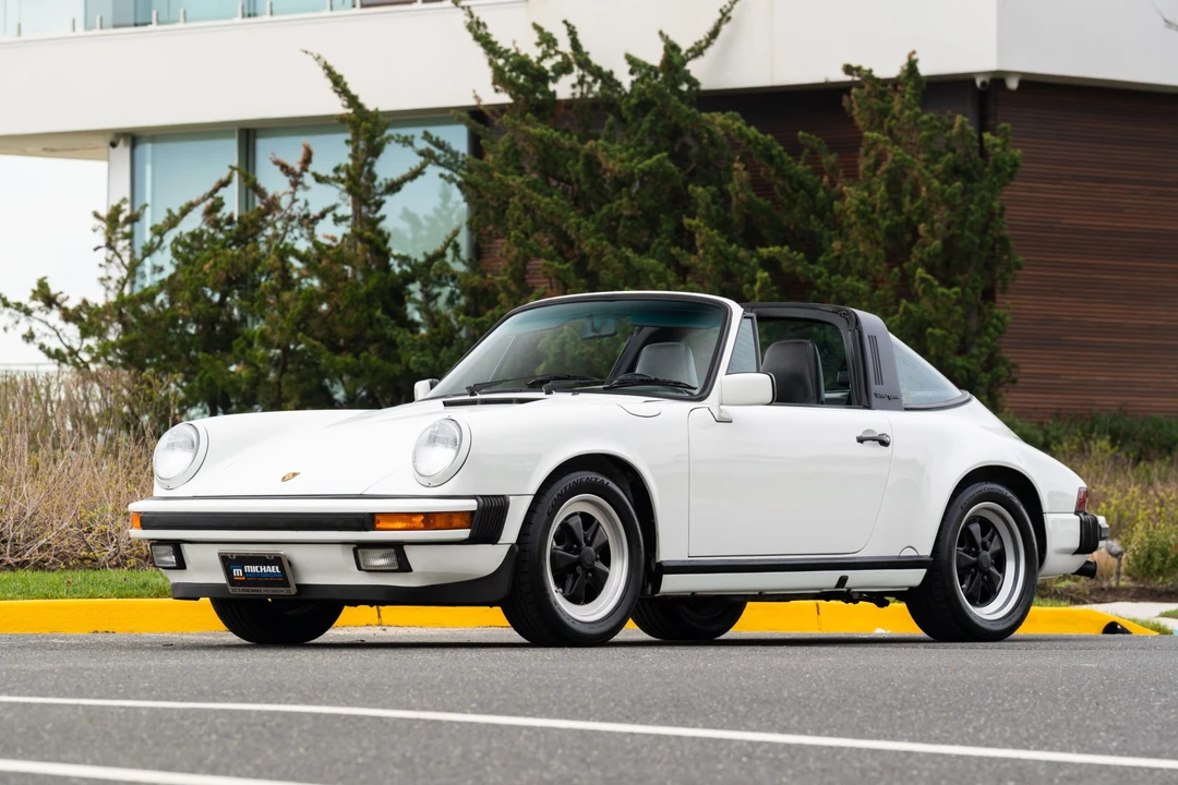 1987 Porsche 911 Carrera 3.2 - Image 5 of 31