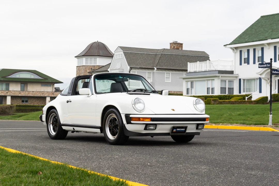 1987 Porsche 911 Carrera 3.2 - Image 2 of 31