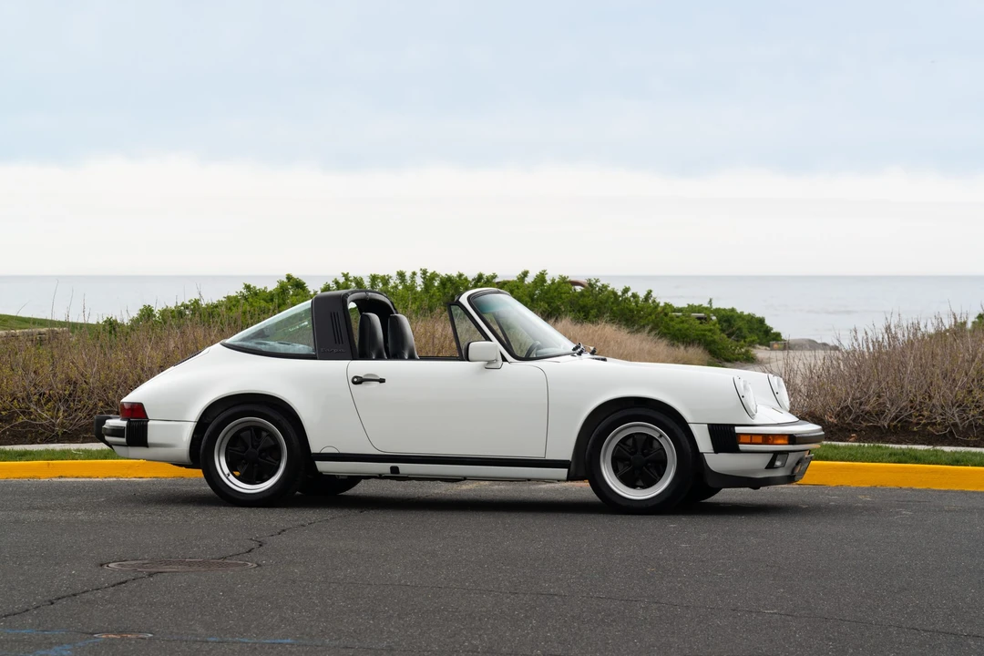 1987 Porsche 911 Carrera 3.2 - Image 16 of 31