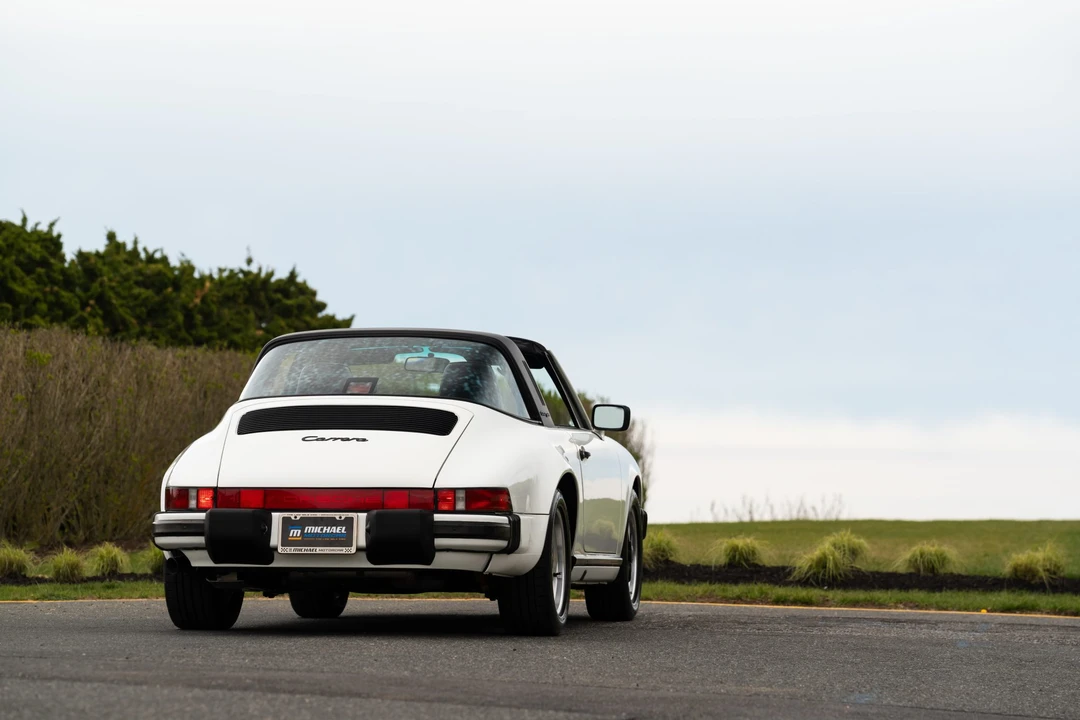 1987 Porsche 911 Carrera 3.2 - Image 13 of 31