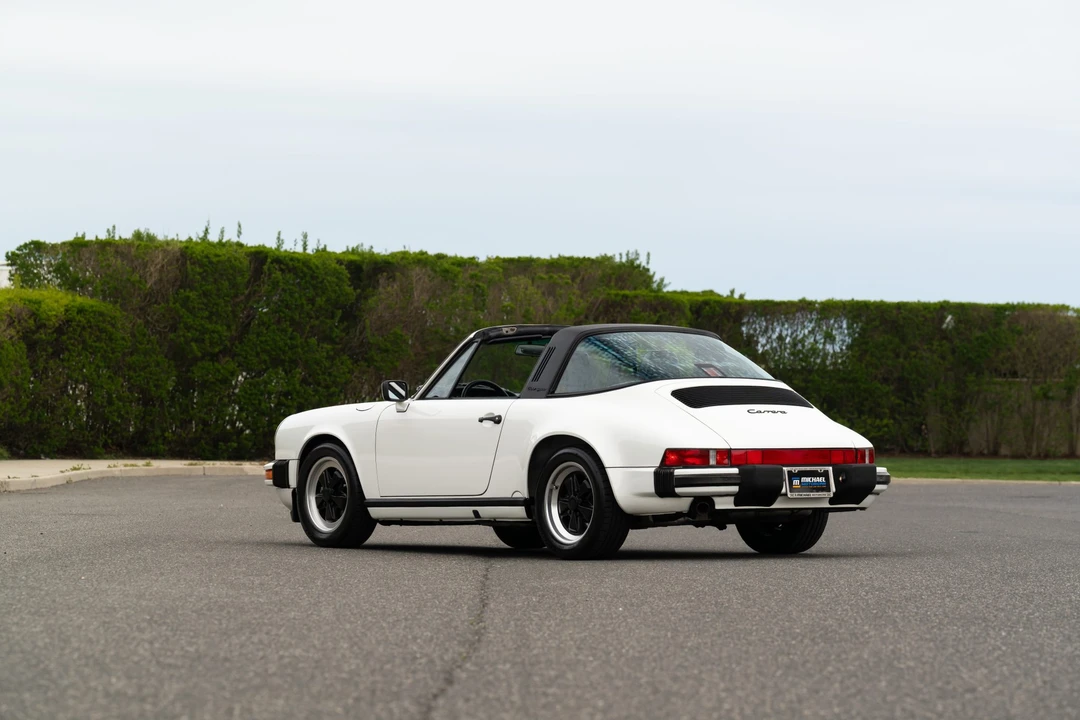 1987 Porsche 911 Carrera 3.2 - Image 24 of 31