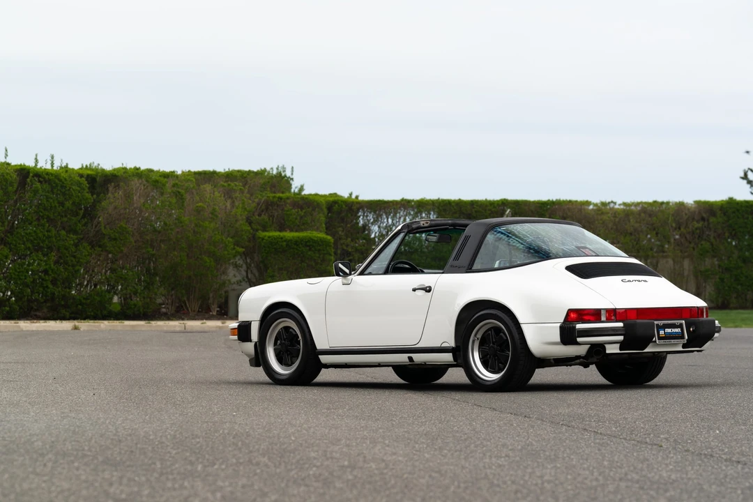 1987 Porsche 911 Carrera 3.2 - Image 25 of 31