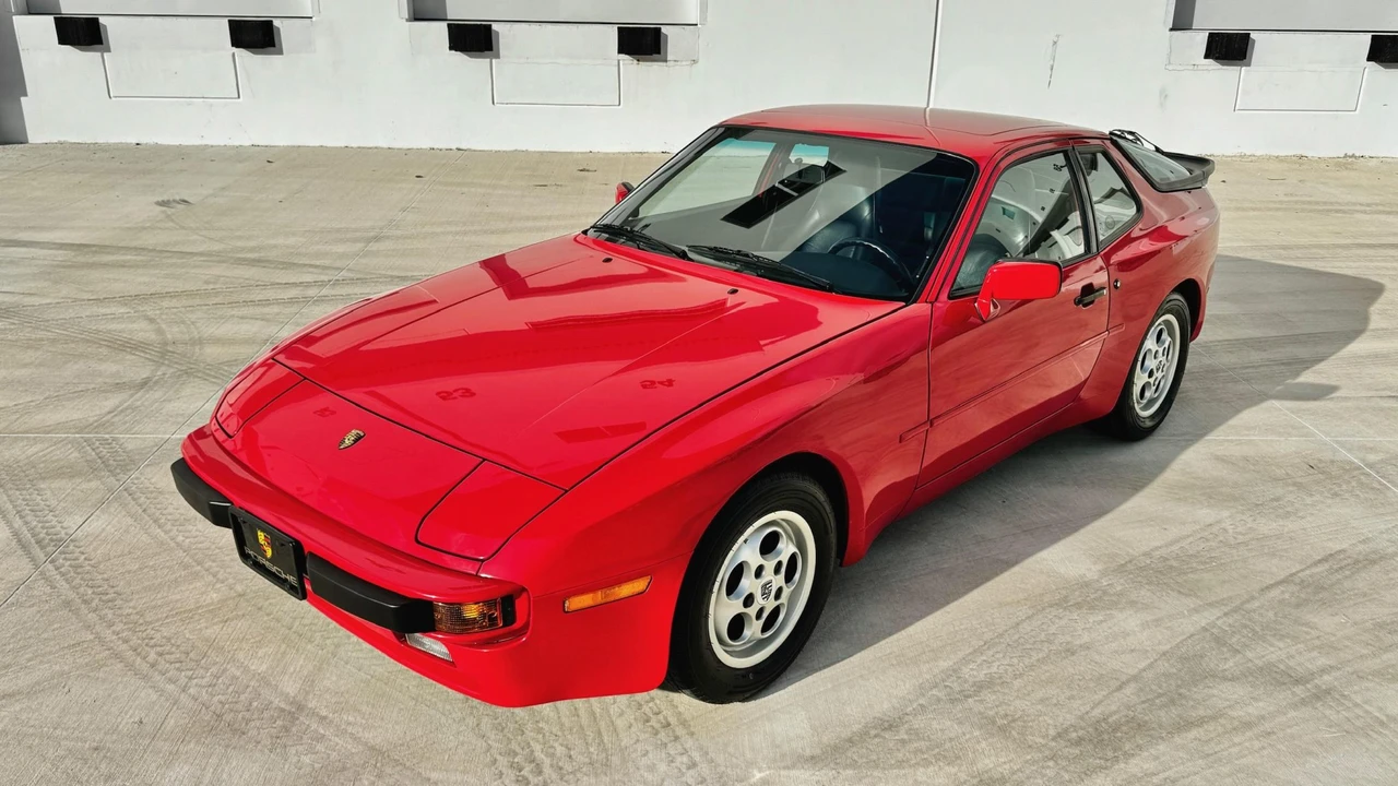 1987 Porsche 944 - Image 30 of 31