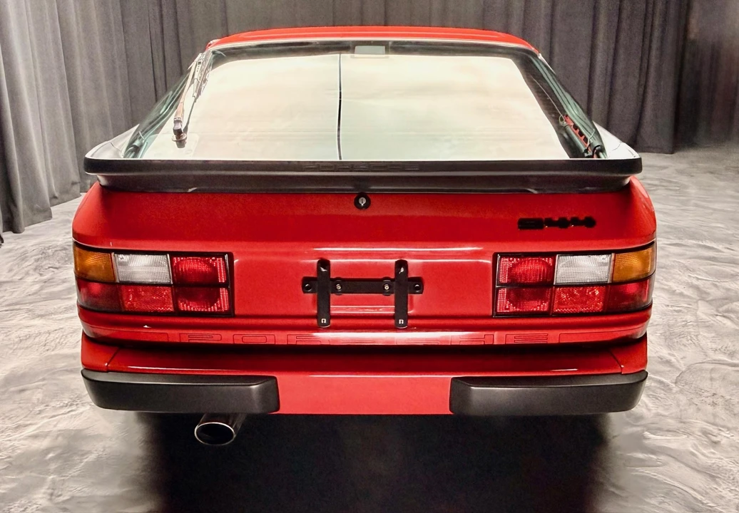 1987 Porsche 944 - Image 23 of 31