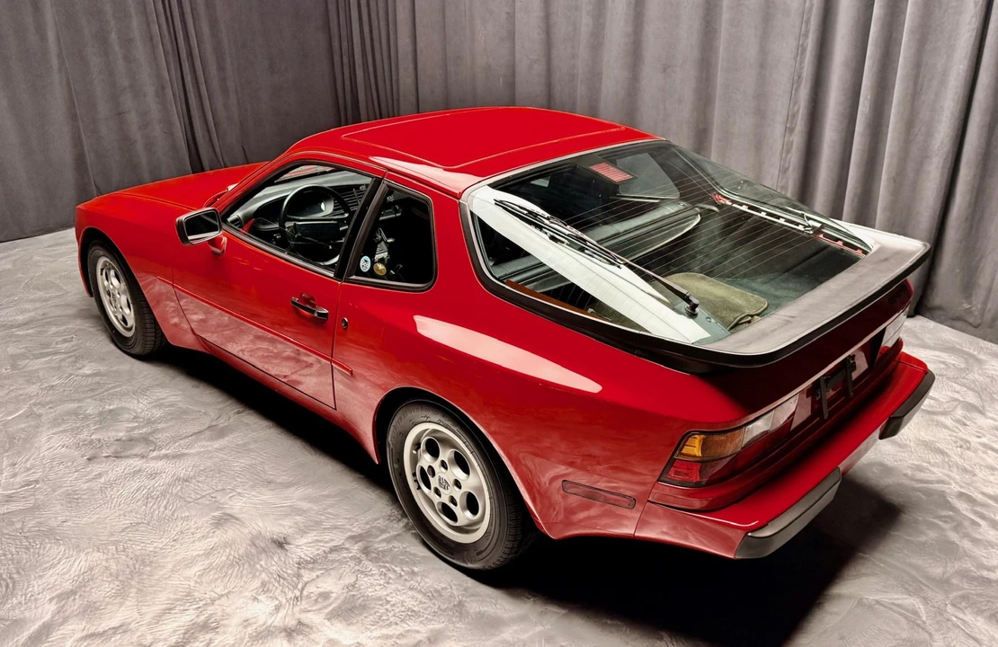 1987 Porsche 944 - Image 24 of 31