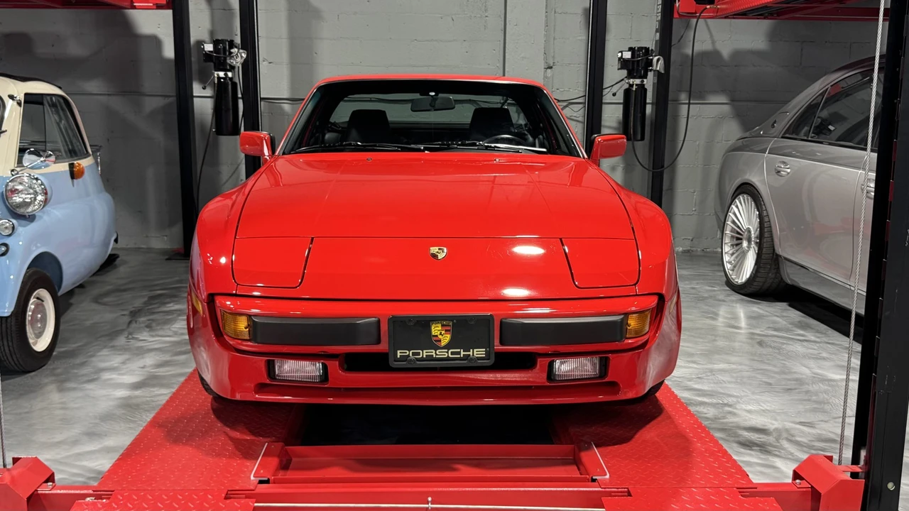 1987 Porsche 944 - Image 6 of 31