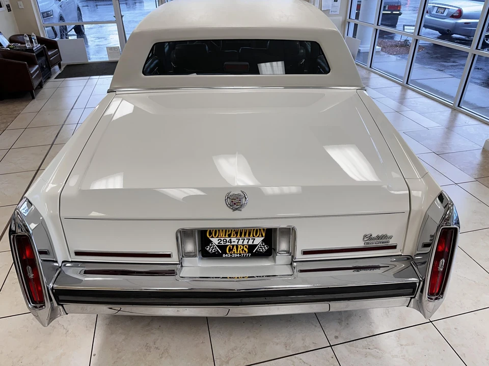 1988 Cadillac Brougham - Image 7 of 31