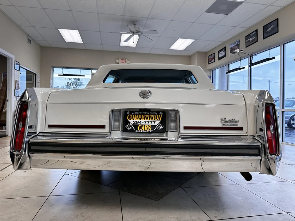 1988 Cadillac Brougham - Image 8 of 31