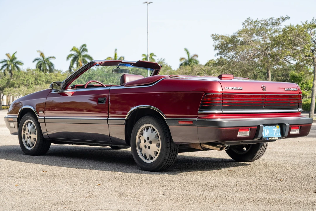 1988 Chrysler LeBaron - Image 7 of 31