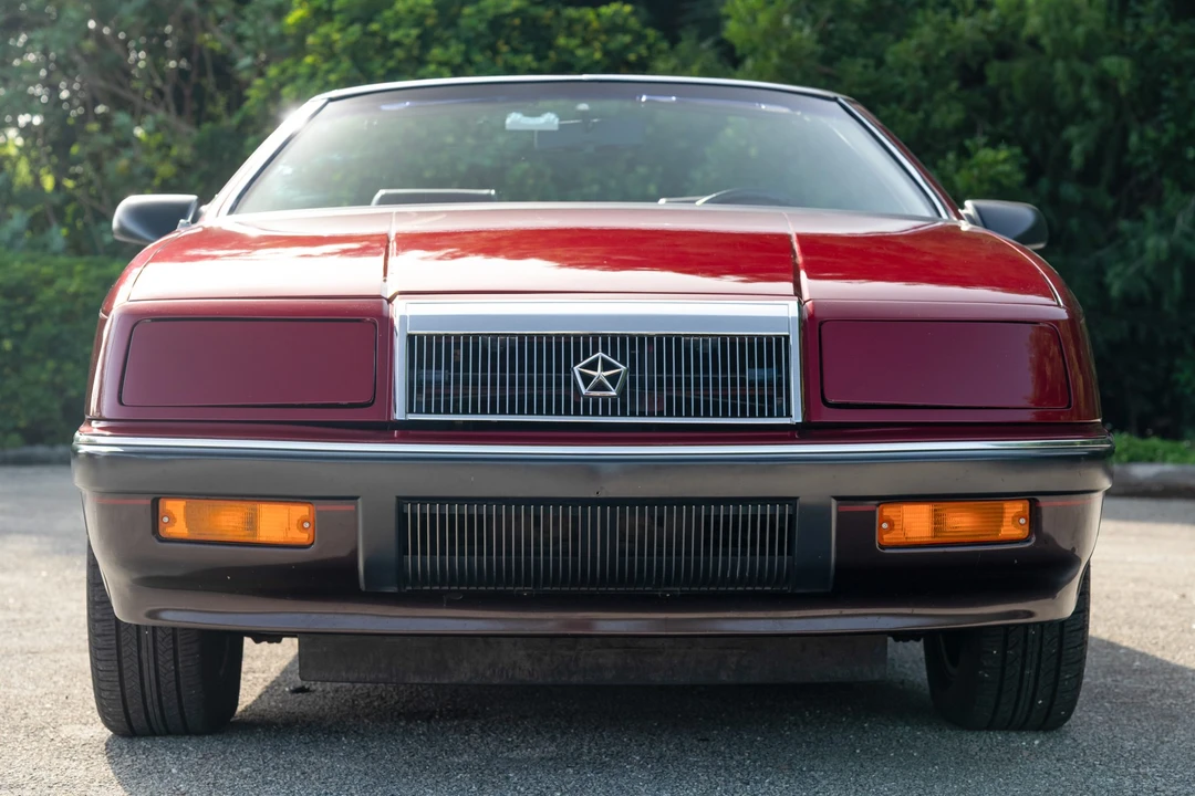 1988 Chrysler LeBaron - Image 19 of 31