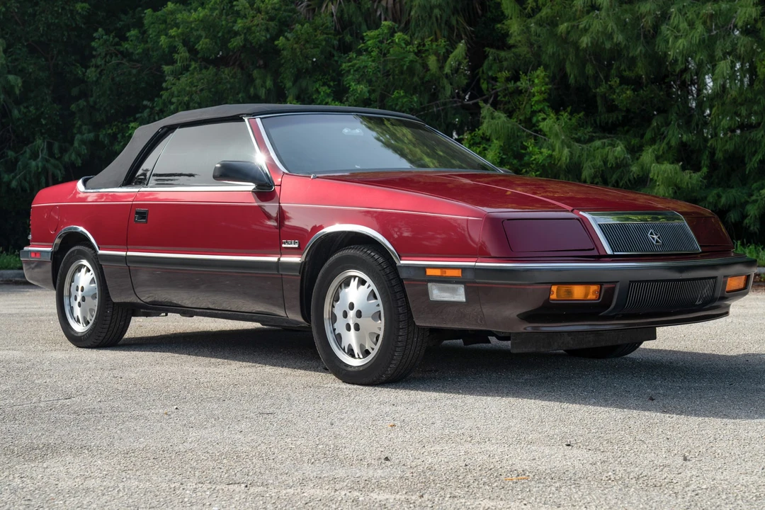 1988 Chrysler LeBaron - Image 11 of 31