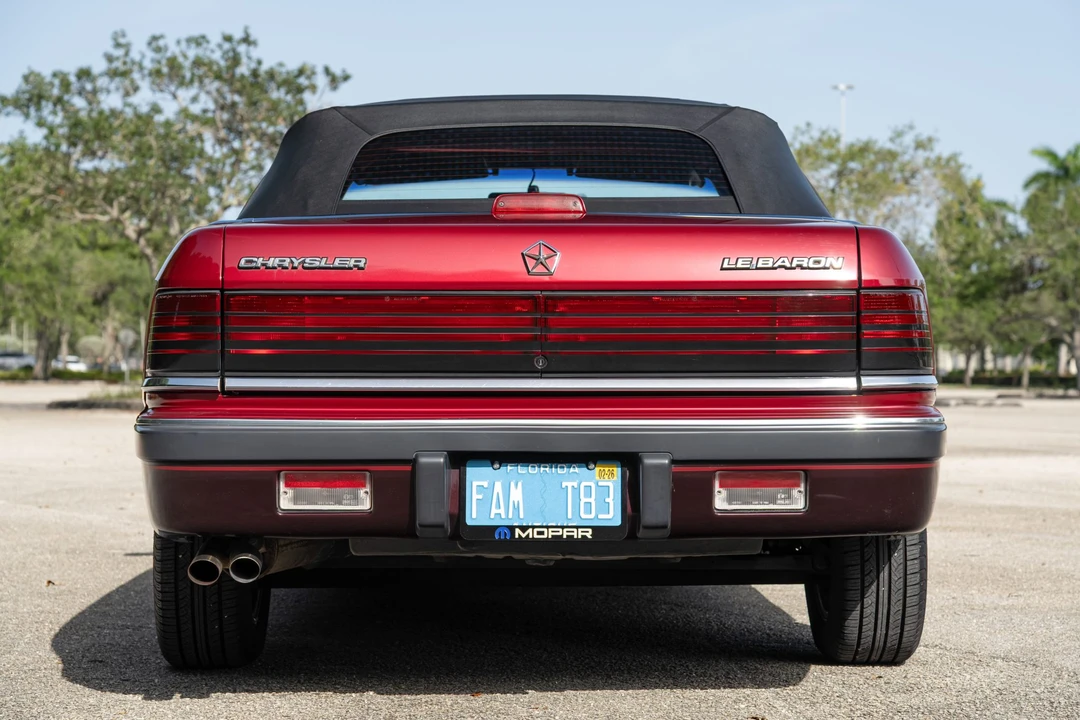 1988 Chrysler LeBaron - Image 14 of 31