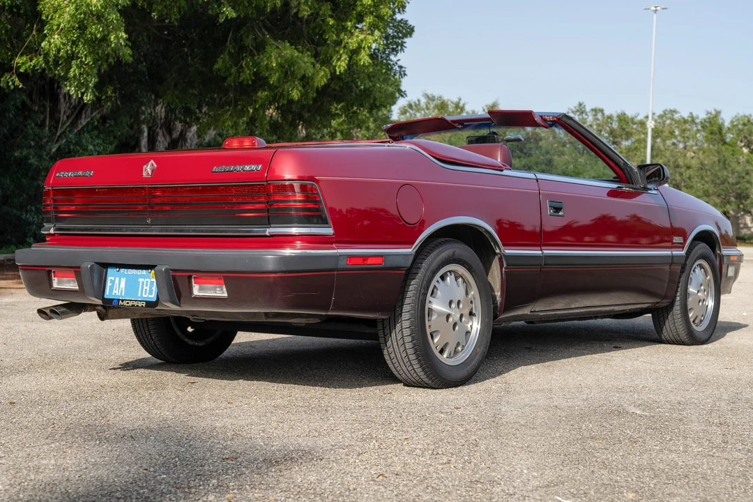 1988 Chrysler LeBaron - Image 5 of 31