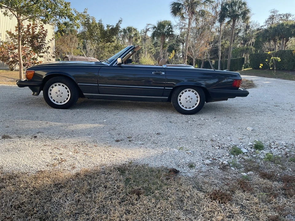 1988 Mercedes-Benz R107 SL-Class - Image 2 of 31