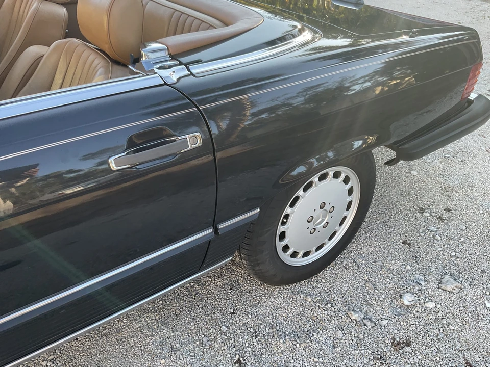 1988 Mercedes-Benz R107 SL-Class - Image 30 of 31