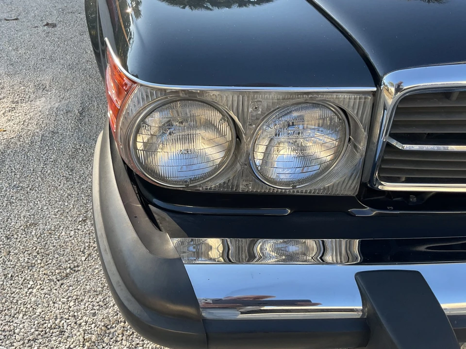 1988 Mercedes-Benz R107 SL-Class - Image 24 of 31