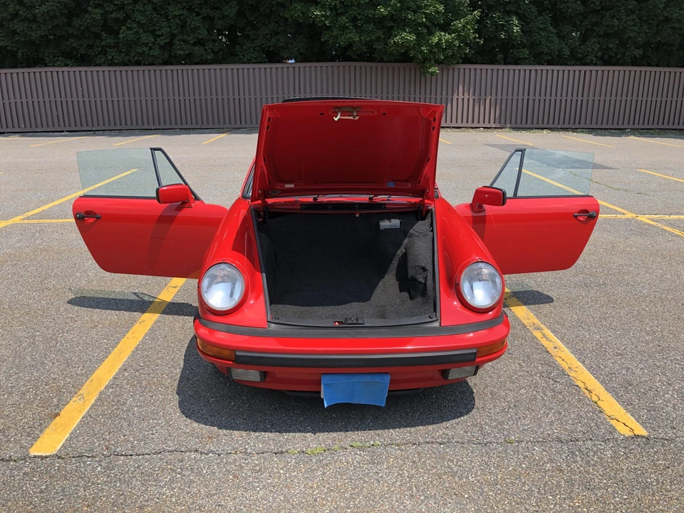 1988 Porsche 911 Carrera 3.2 - Image 20 of 31