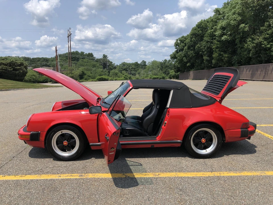 1988 Porsche 911 Carrera 3.2 - Image 22 of 31