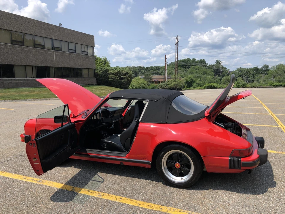 1988 Porsche 911 Carrera 3.2 - Image 23 of 31