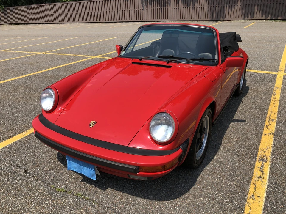1988 Porsche 911 Carrera 3.2 - Image 5 of 31