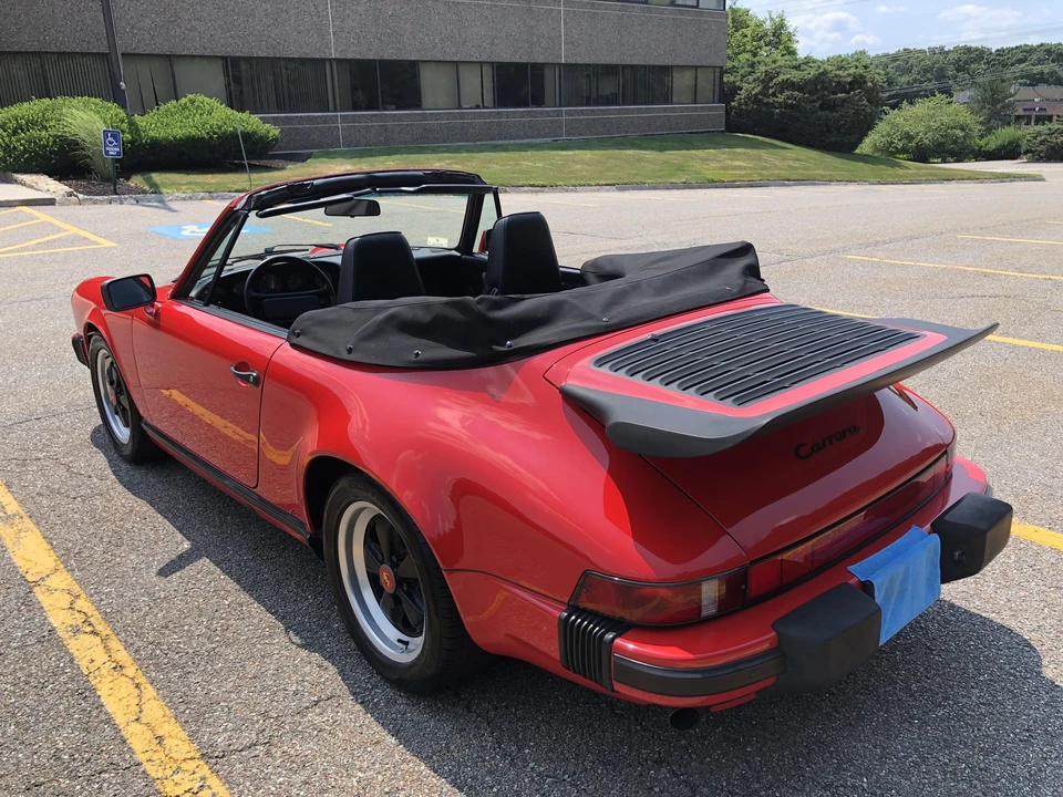 1988 Porsche 911 Carrera 3.2 - Image 9 of 31