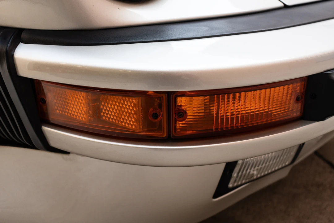 1989 Porsche 911 Carrera 3.2 - Image 17 of 31