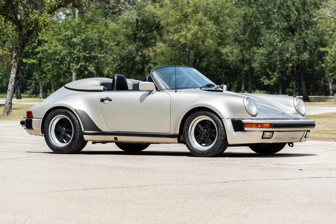 1989 Porsche 911 Carrera 3.2 - Image 2 of 31